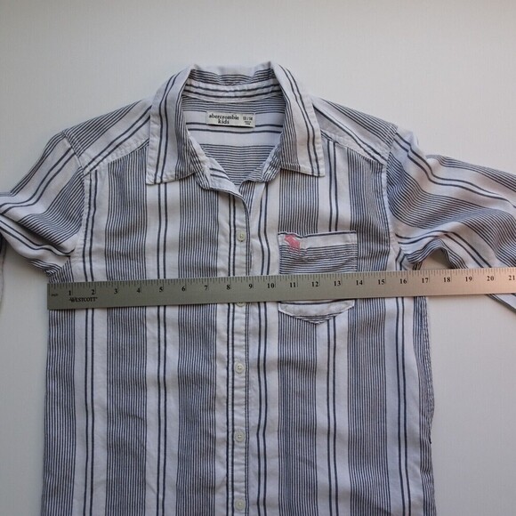 💰3/$25 ABERCROMBIE KIDs Girls Button Down Shirt Top Stripes Logo Preppy 13/14 - Picture 9 of 12